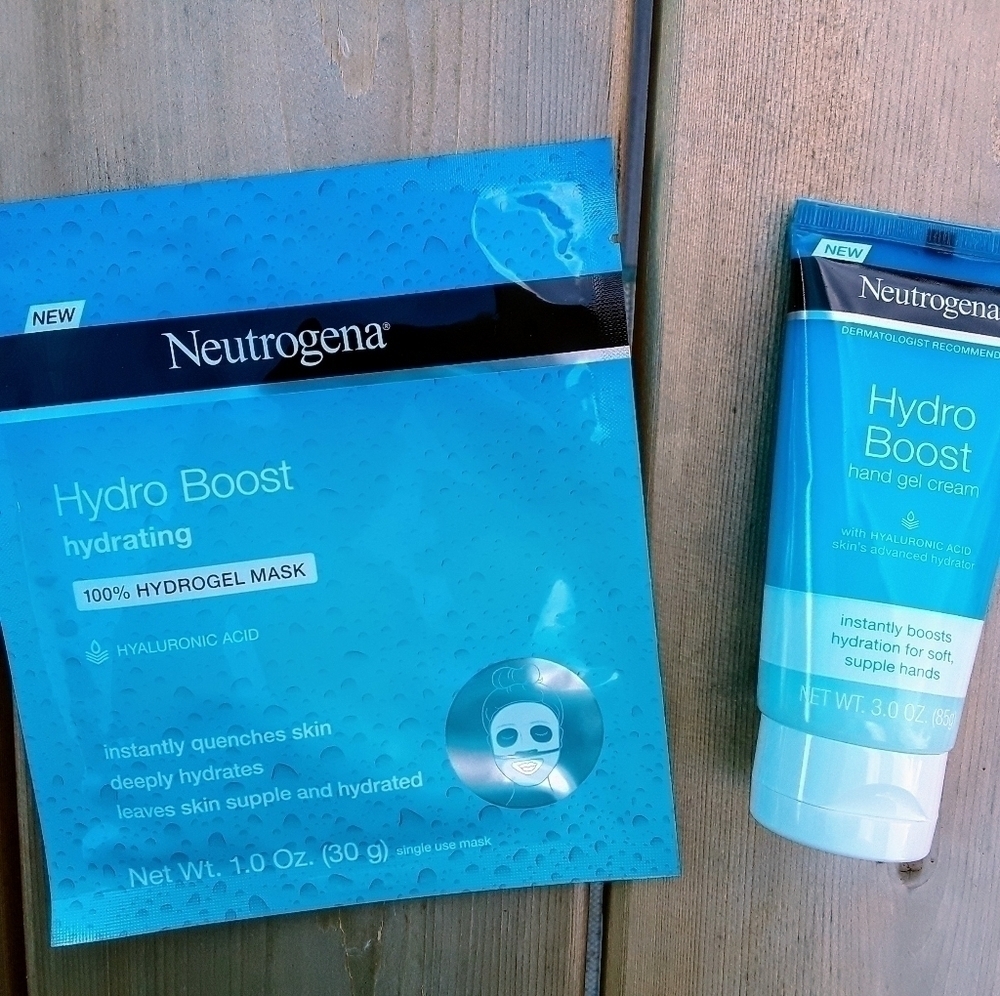 Neutrogena Hydro Boost Skin Bundle